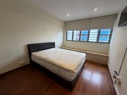 Blk 240 Yishun Ring Road (Yishun), HDB 5 Rooms #576729301